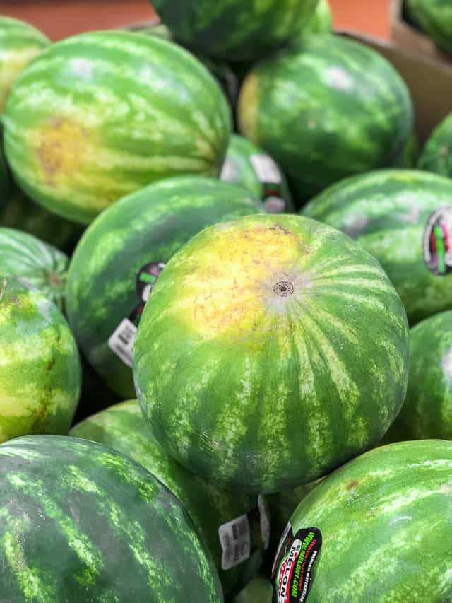 2. Cleaning the watermelon