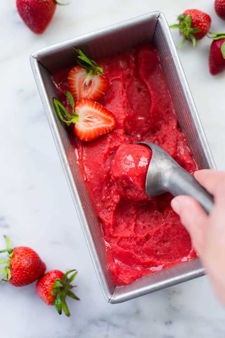 Make a Fresh Strawberry Dessert